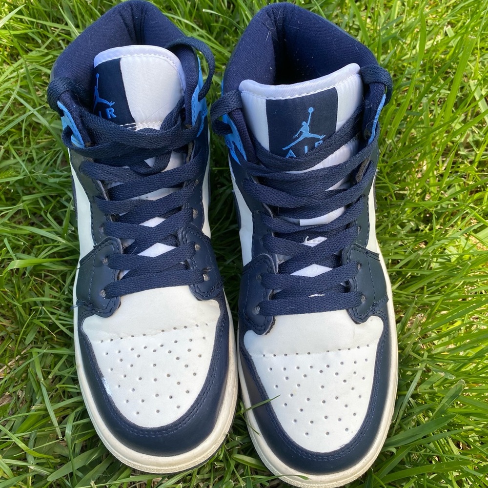 Jordan 1 Retro High Obsidian